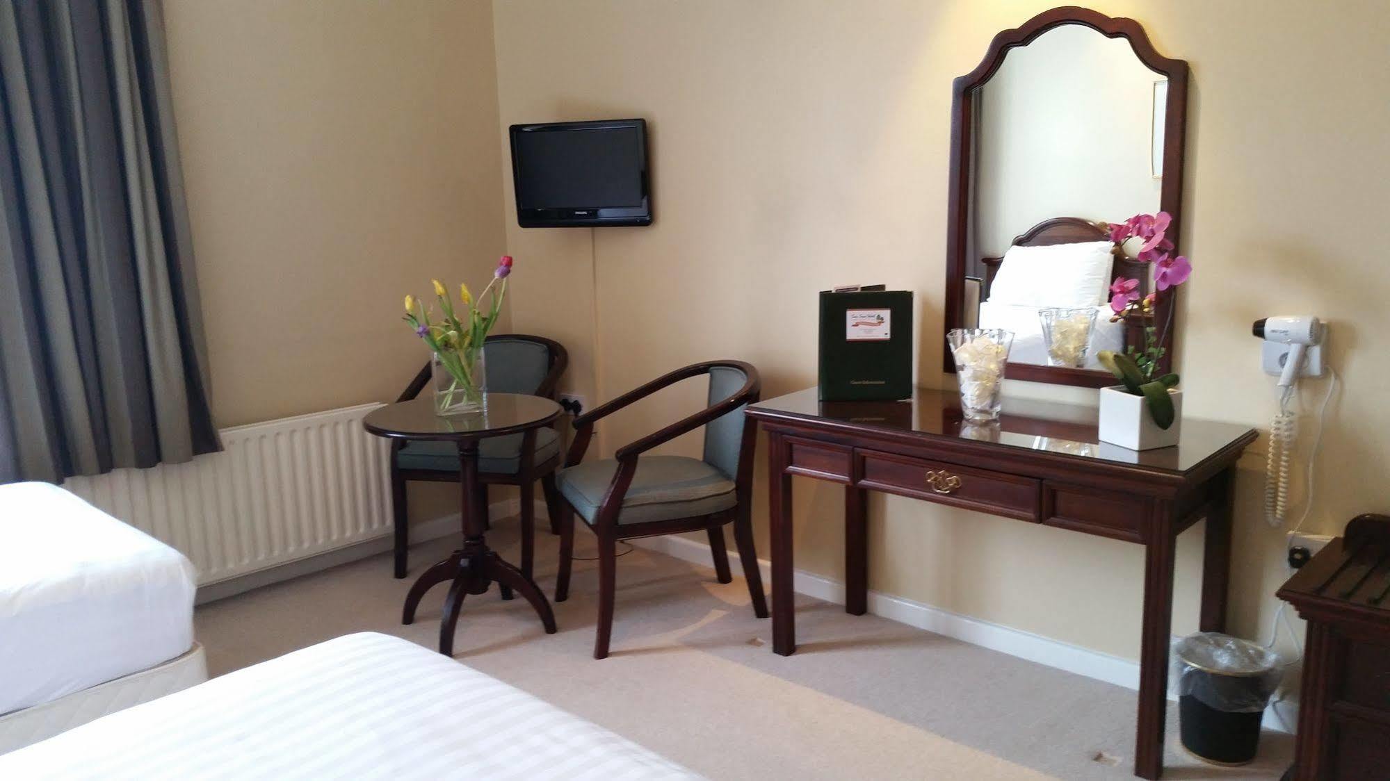 Twin Trees Hotel & Leisure Club Ballina  Kültér fotó